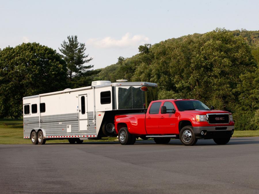  GMC Sierra 3500 HD SLT Crew Cab 2010 года  (фото 3 из 9)